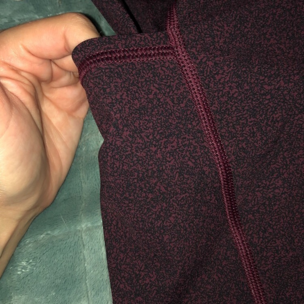 Red/black lululemon leggings